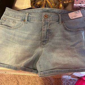 Jessica Simpson Charmer short. Size 10/30
